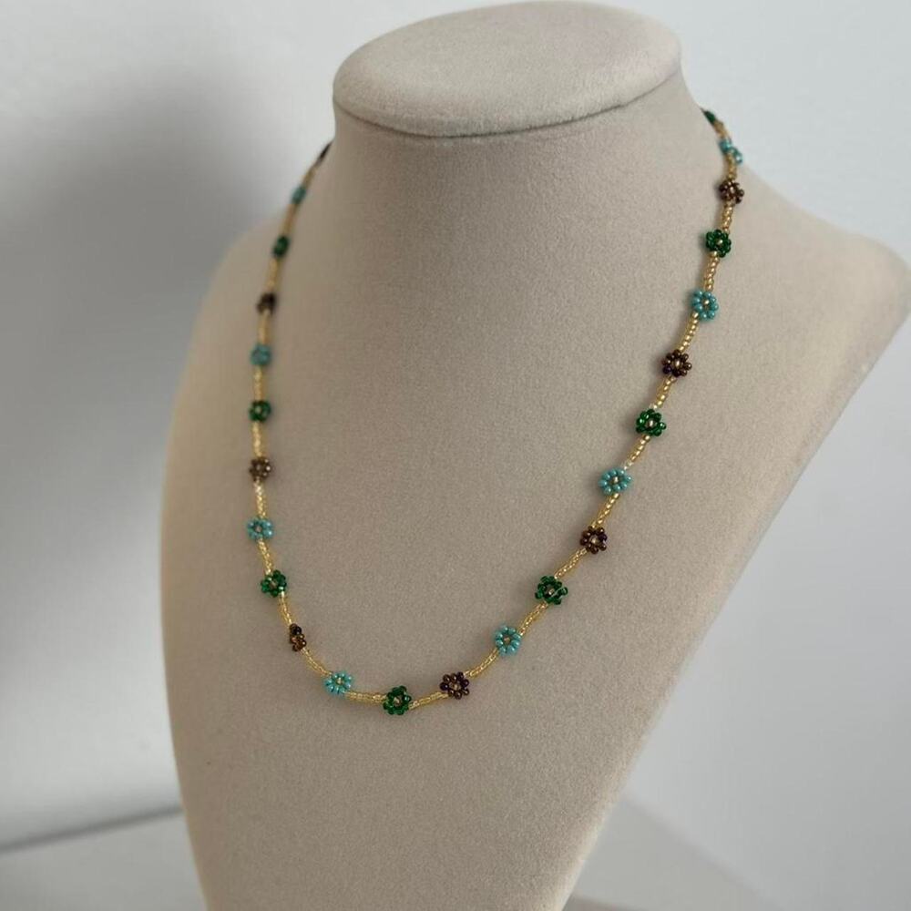 Gold Green Floral Beaded Necklace Handmade Elegant Jewelry Unique Gift - Picture 4 of 4